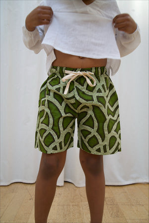 Open image in slideshow, Fern Squiggle Print Shorts
